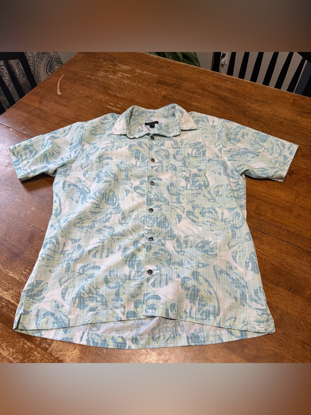 Van Heusen Men's Short-Sleeve Button-Down Shirt - Light Blue & Seafoam